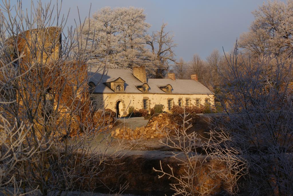 Chateau De La Chasse-Guerre Bed and Breakfast Hardanges Exterior foto